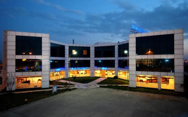 Expo Park Hotel