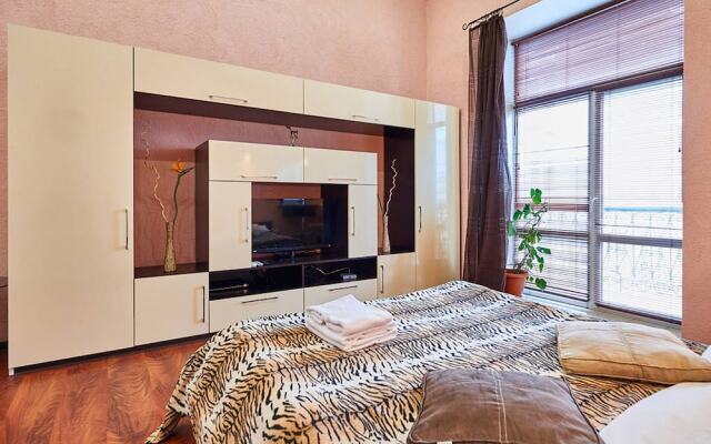 Апартаменты Home-Hotel, ул. Лысенко, 1