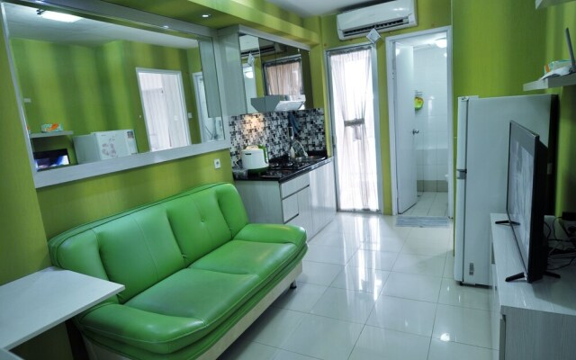Clean & Comfy Room at Bassura with open view window