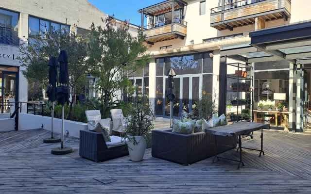 The Rex Studio Apartment