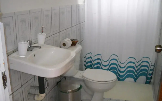 Lajuela BnB & Hostel