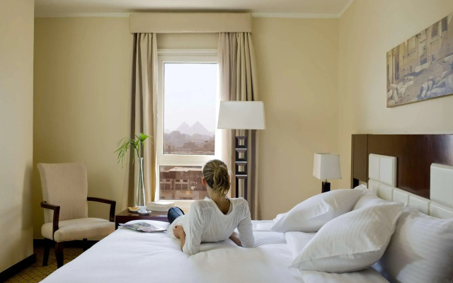 Barceló Cairo Pyramids