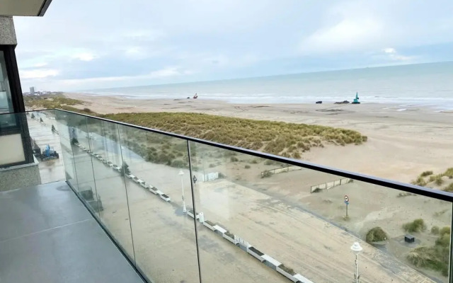 Apartment in Nieuwpoort With sea Beach
