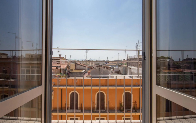 Bon Ton Design Rooms by DOT Suites