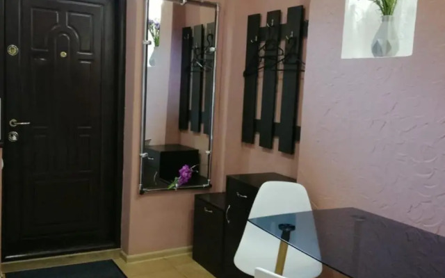 Куліша 41 Апартаменти в центрі біля ТЦ Форум