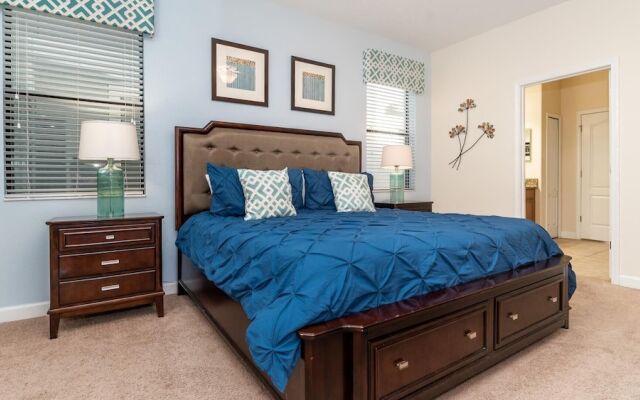 1506 Moon Valley Drive