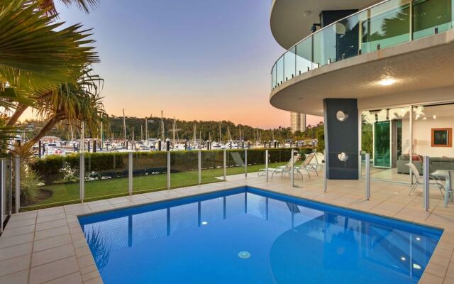 Pavillions 12 With Pool And Golf Buggy