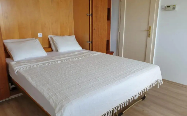 Best Rated Central Apartment Vienna - well heated, WiFi, 24-7 Self Check-In, Board games, Netflix, Prime - Apartment in Vienna - Photo 3