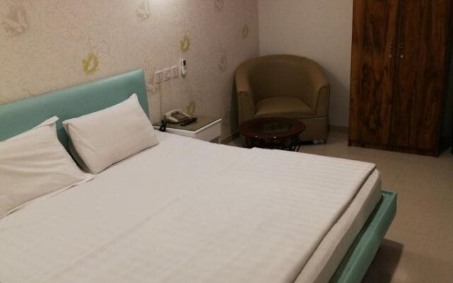 Al Amal Hotel