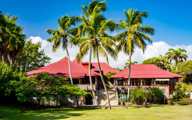 Le Cap Est Lagoon Resort & Spa