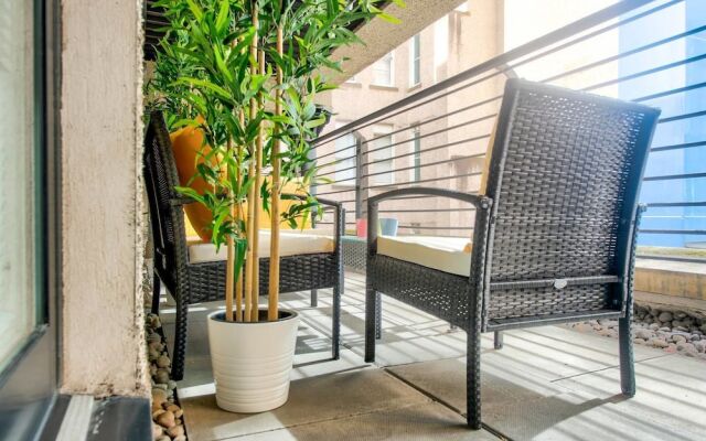 Stunning 2 Bed Apt in Merchant City With Parking