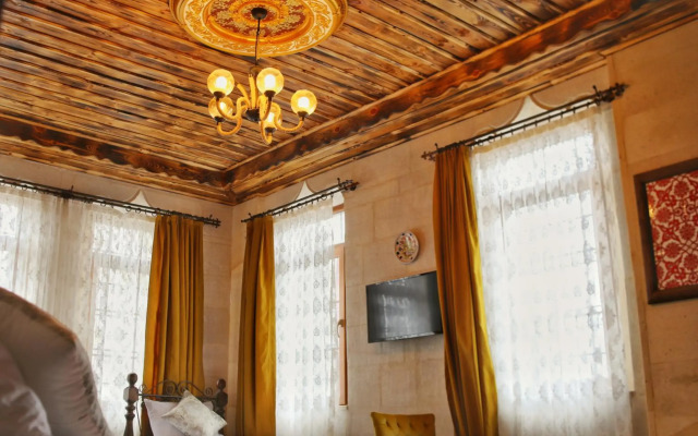 Caravanserai Inn Hotel