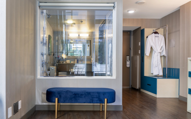Hotel Blu Vancouver