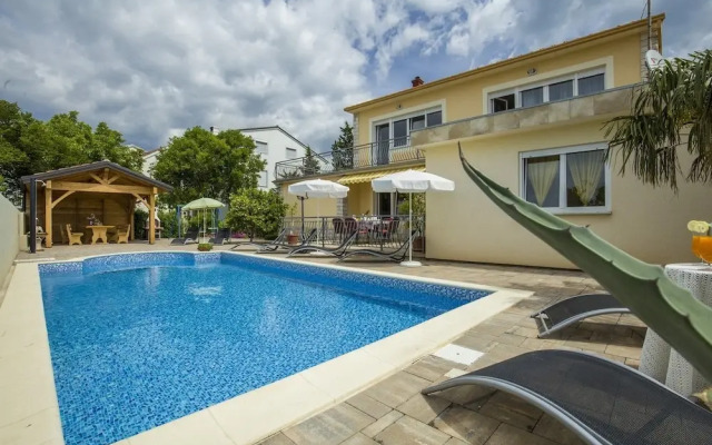 Villa Mary