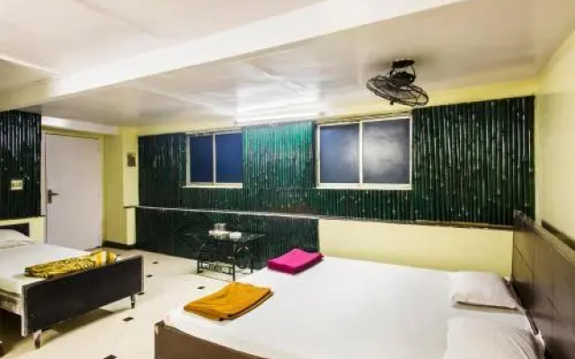 Hotel Samrat