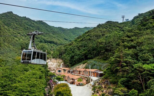 Haenam Duryunsan Tourist Pension