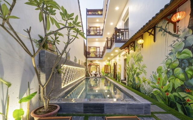 Blue Whale Homestay