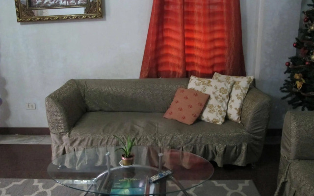 Pe're Aristo Guesthouse