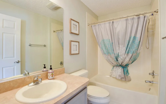 Courtyard Villa w/ Lanai & Community Amenities!