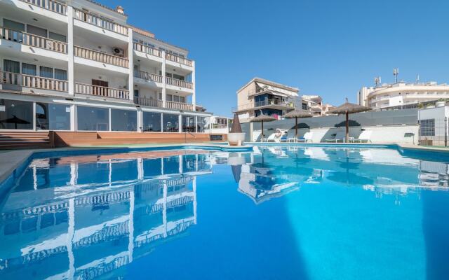 Orange Colom Seaside Apartments
