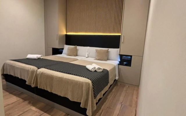 DAOS Suites Terrace Marbella