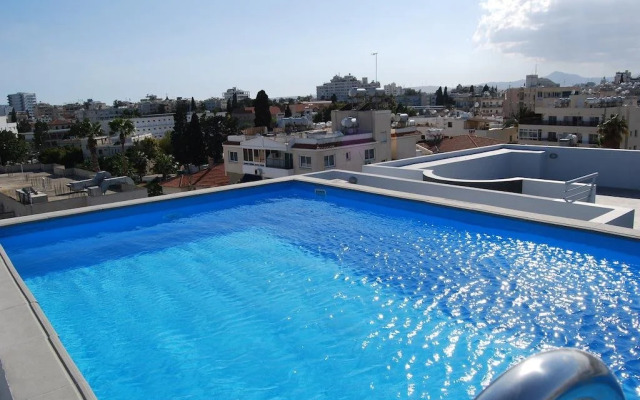 Alex Residence 103