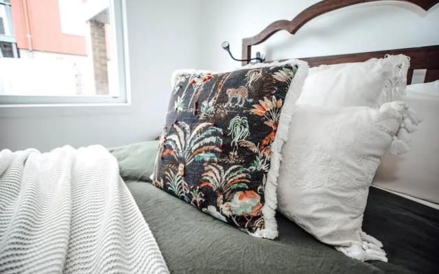 Craypot Cottage – Guest Rooms – Port Campbell