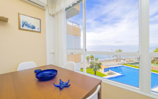 Cubo's Urban Beach Algarrobo