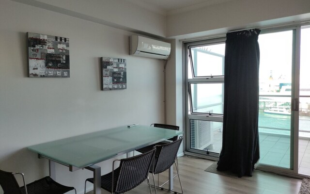 Princes Wharf Grace Apartment