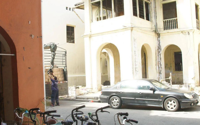 Sayang-Sayang Youth Hostel