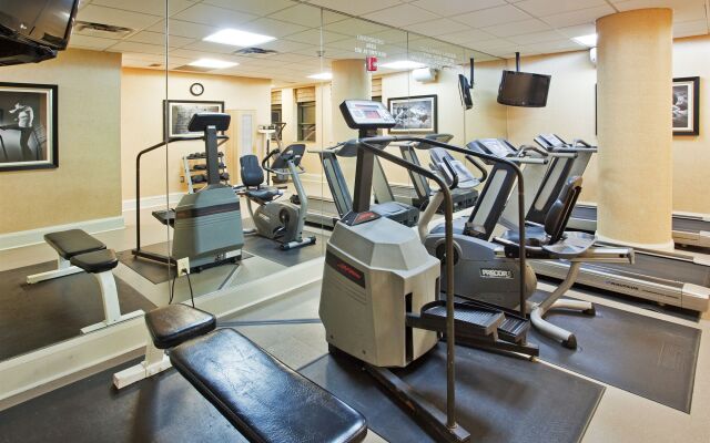 Holiday Inn Hotel & Suites Ottawa Kanata by IHG