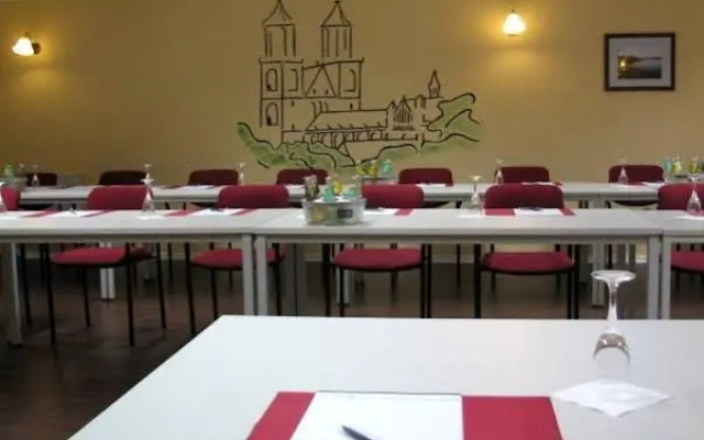 Hotel ElbRivera Alt Prester