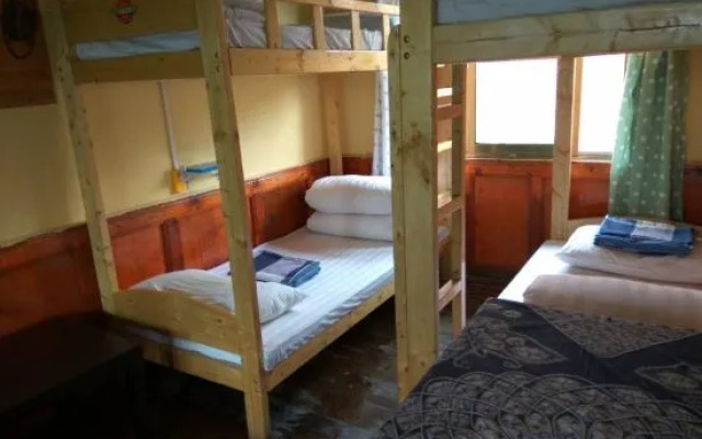 Lvpeng Youth Hostel