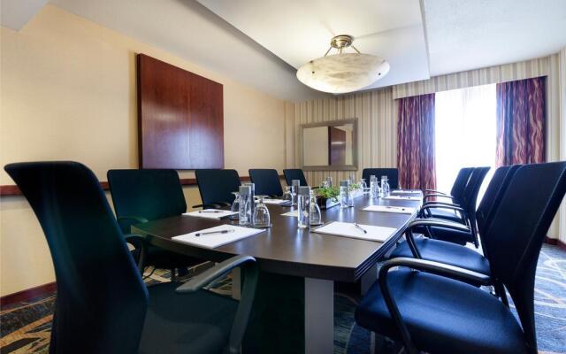 Doubletree By Hilton New York Jfk Airport Hotel