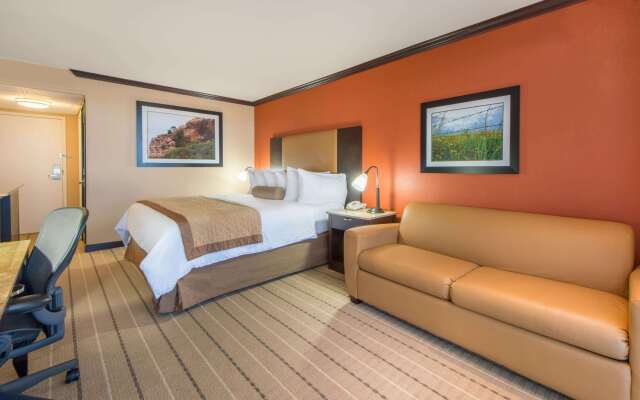 Wyndham Garden Oklahoma City Conference Ctr/Airpt/Bricktown