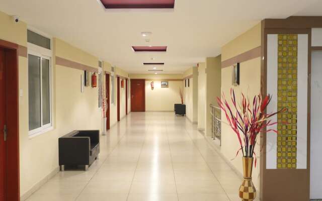 OYO 14852 Rahmath Residency