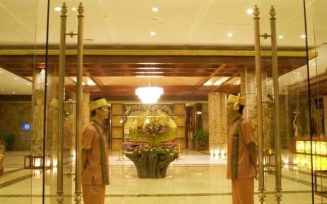 Xishuangbanna Golden Zone Hotel