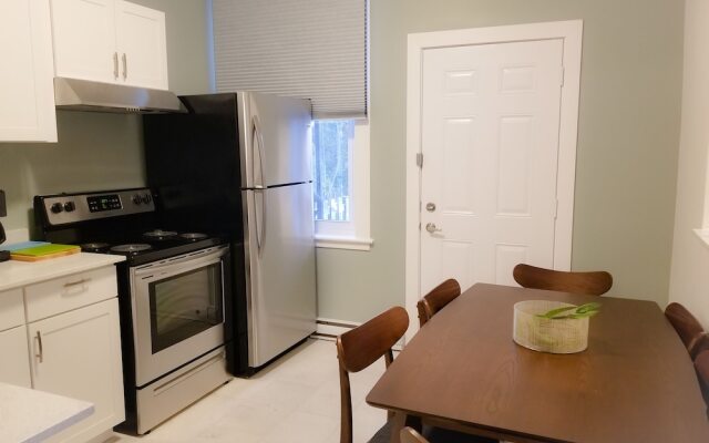 JstLikeHome - Downtown Suites