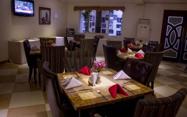 De Rembrandt Hotels & Suites