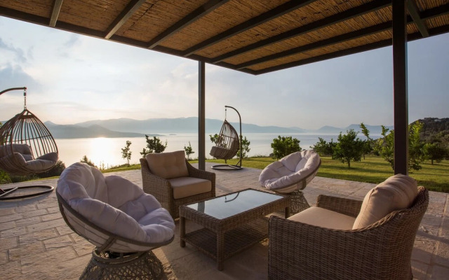 Luxury Villa for 6 Amazing Sea View Pool