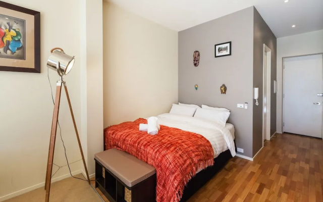 TENNYSON, Richmond Studio Apartment