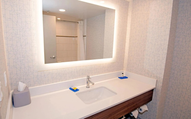 Holiday Inn Express Hotel & Suites Hinton by IHG