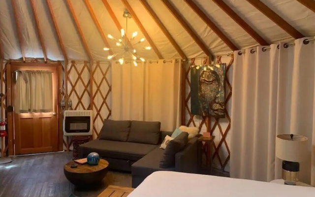 Escalante Yurts
