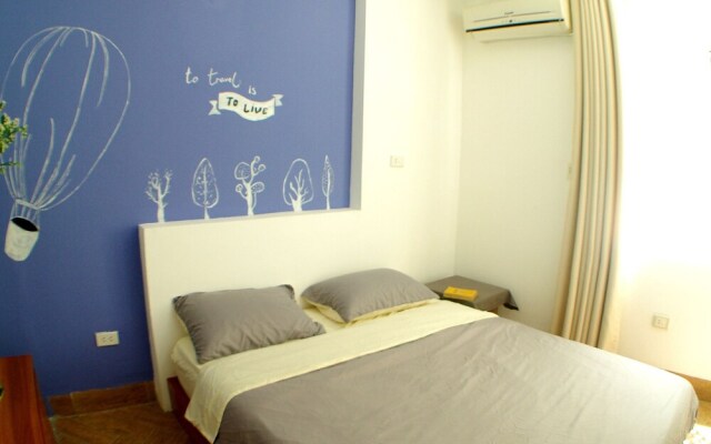 The Tent Homestay Hanoi Opera