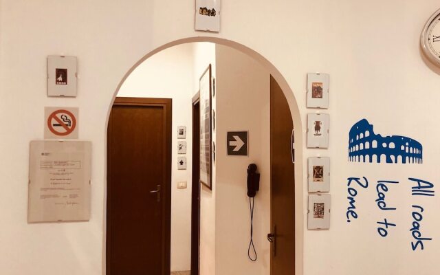 La Corte Sconta BB Roma