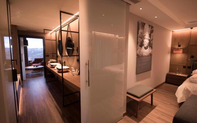 Vallivana Suites & SPA