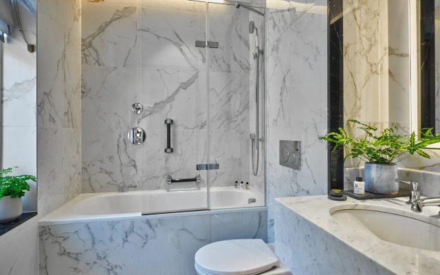 The Mayfair Townhouse – an Iconic Luxury Hotel