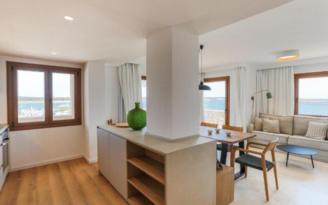 Beachfront holiday apartment Lotja 7