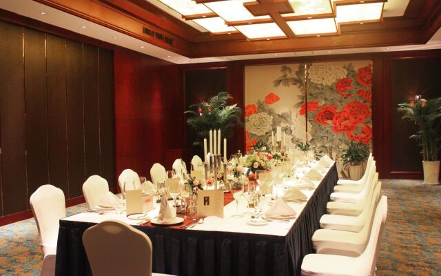 Howard Johnson Tropical Garden Plaza Kunming