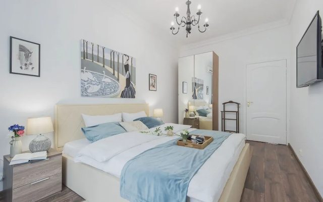 GM Apartment Spiridonovka